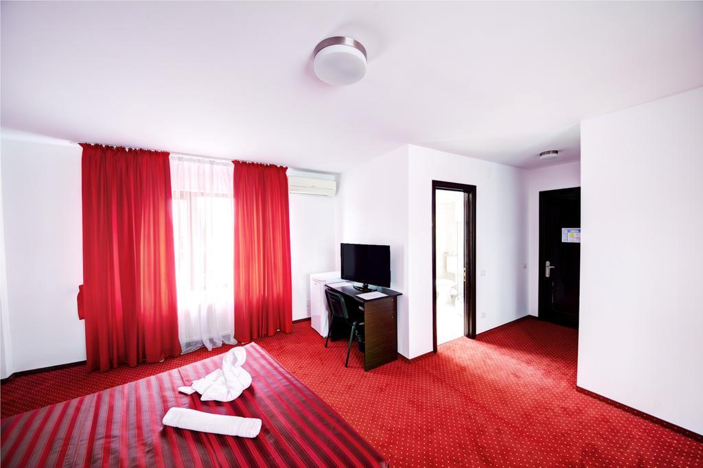 Hotel Thomas Bucarest Habitación foto
